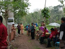 PELAKSANAAN PENILAIAN LOMBA KEBERSIHAN CAGAR BUDAYA DI SITUS DLUWAK KALURAHAN PIYAMAN